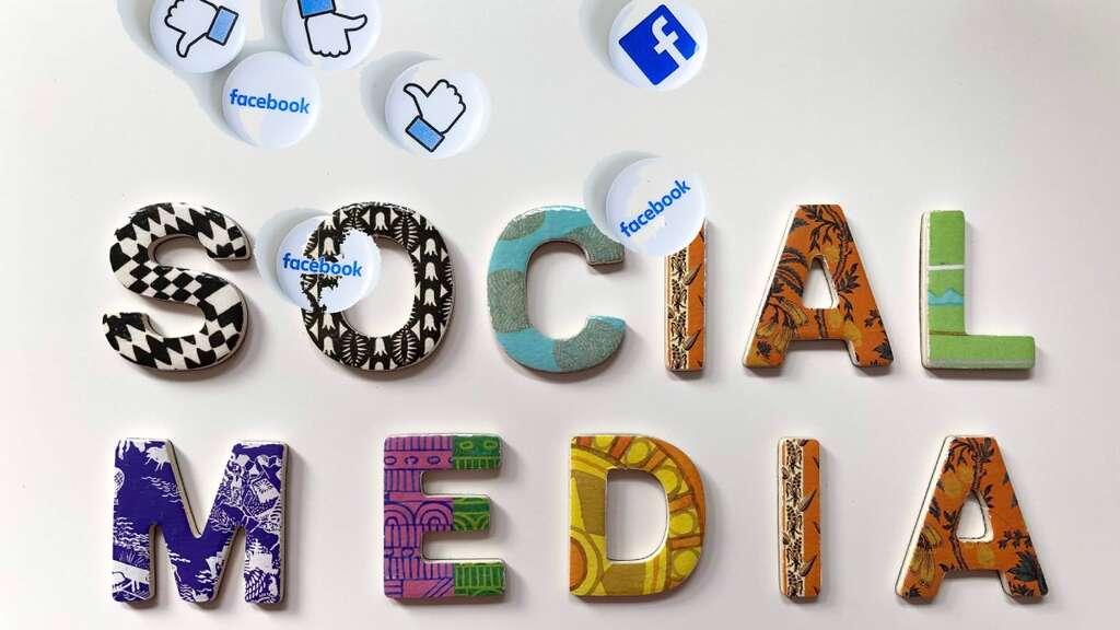 Opencart share automatically to facebook