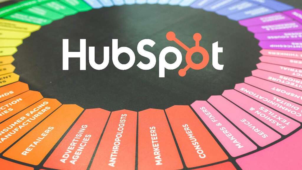 Hubspot blog custom field