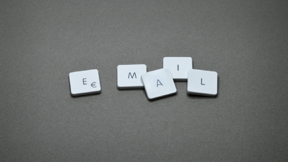 Opencart email